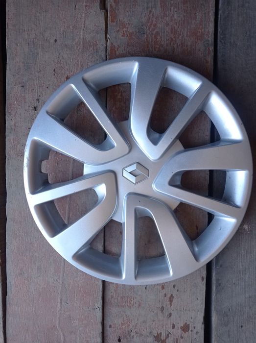 Продам колпак колёсный