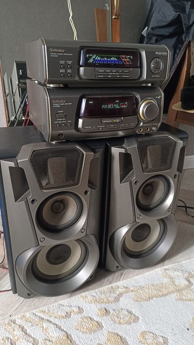 Продам усилитель с колонками