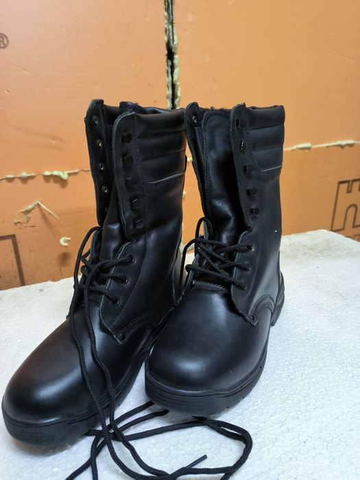 Обувь военная (берцы)