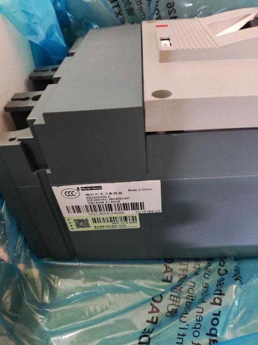 Schneider NSC400K-3400K