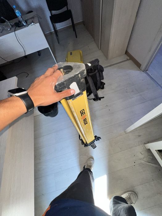 Тахеометр GeoMax Zoom 50