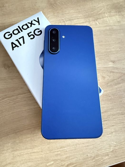 Samsung A17 5G.