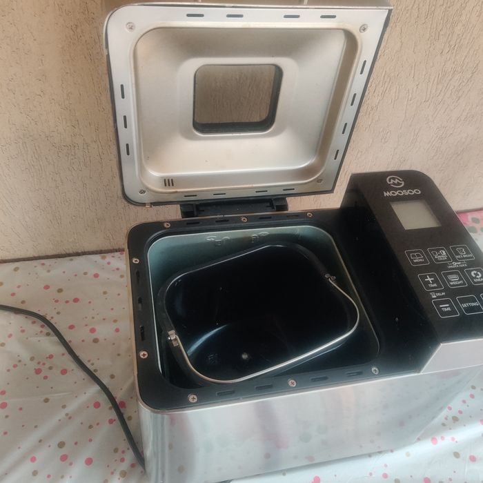 Aparat de făcut pâine de casă