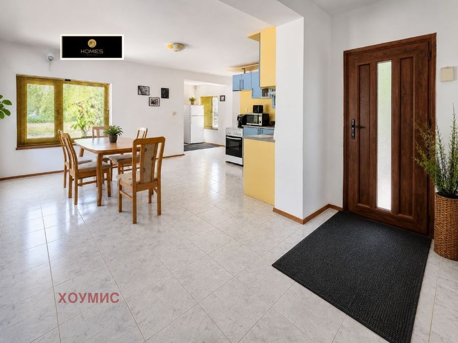 Къща 89 кв.м за продажба в с. Великово | Двор 2865 кв.м с барбекю