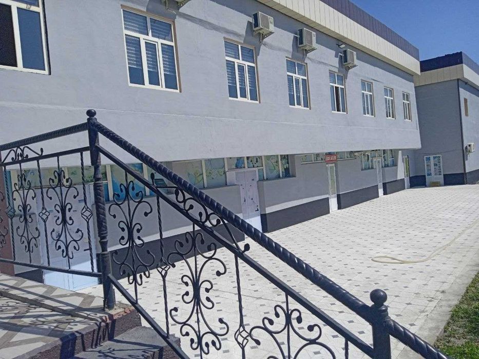 Bino sotiladi Klinika,HOTEL,SAVDOUYI, BOQCHA,sifatida ham foydalanish