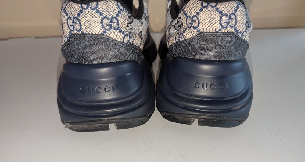 Vind Gucci ryton