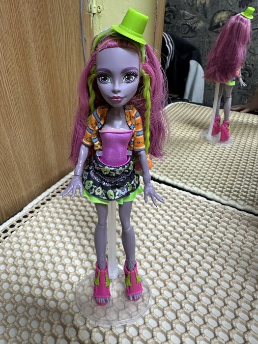 Продам куклу монстр хай!