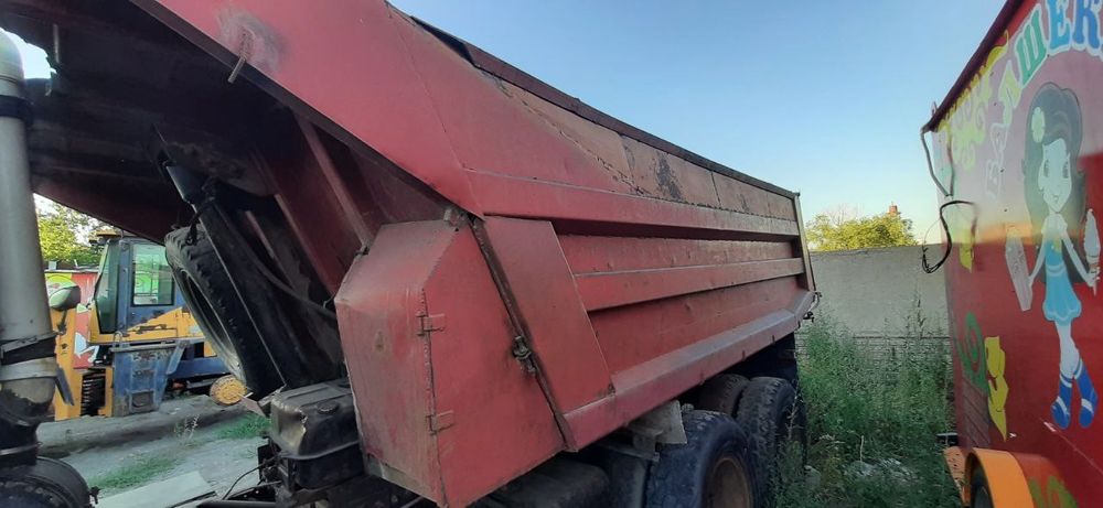 Продам камаз самосвал