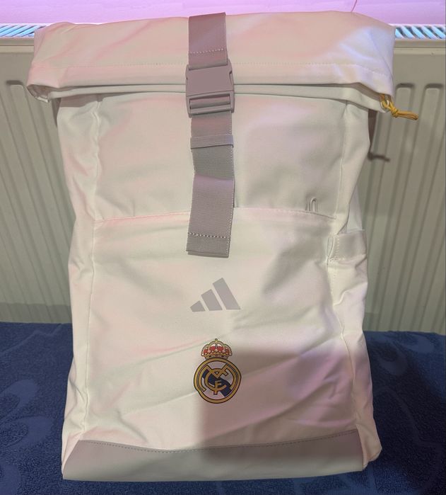 Rucsac sportiv Adidas Real Madrid nou, nefolosit