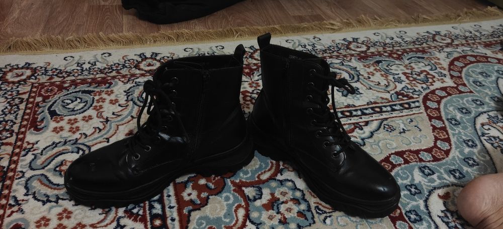 Продам женскую обувь