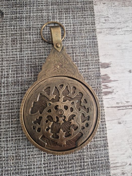 Декорация месинг