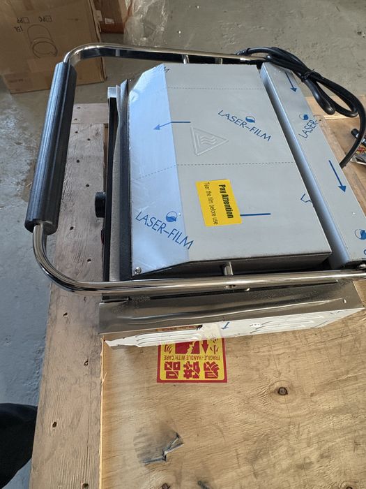 Гриль, тостер электрический