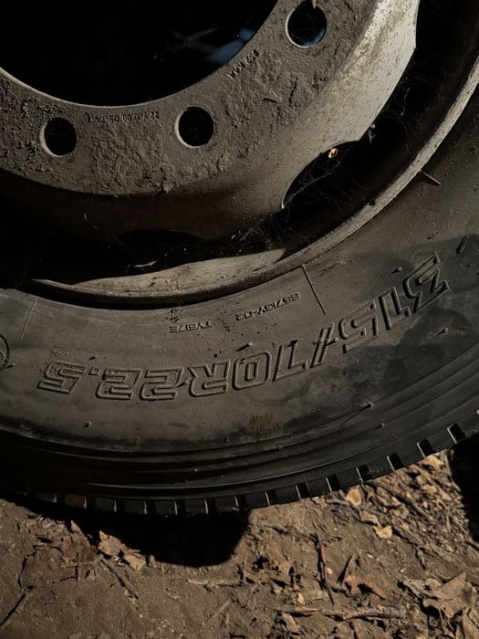 Резиную грузовую продам.