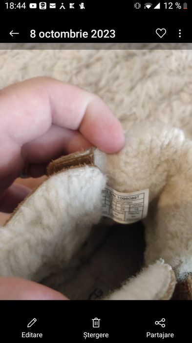 UGG ghete îmblănite de copii