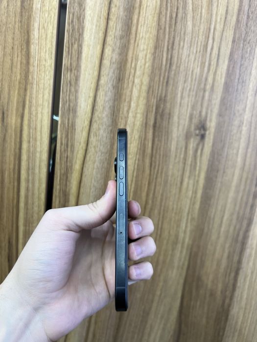 Iphone 16 pro black 256 gb 98%