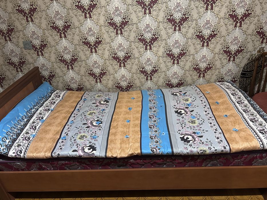 Продам матрас на  кровать