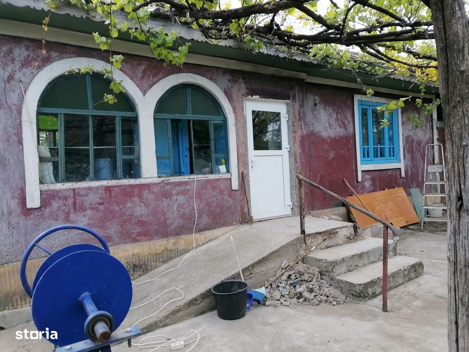 Vulturi ( Vanatori )- IASI – Casă + teren 907 mp- 8.5 km pana in Copou