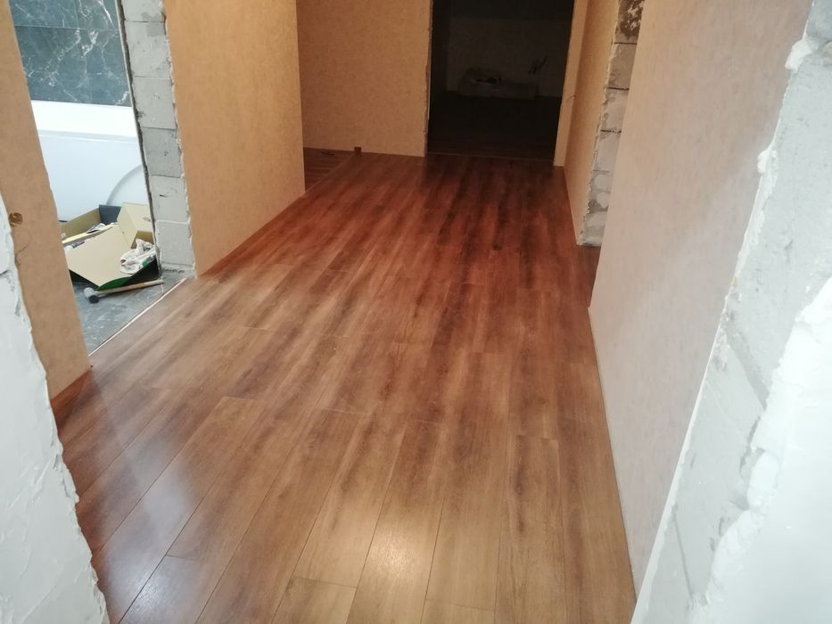 Укладка ламината и подложки
