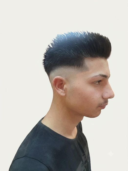 Frizer la domiciliu al meu sau al clientului.
