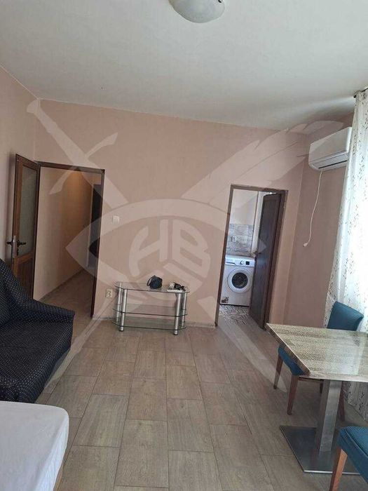Дава се под наем Едностаен апартамент в Пловдив, Център - 36 кв.м за 328.95 € - Снимка #1