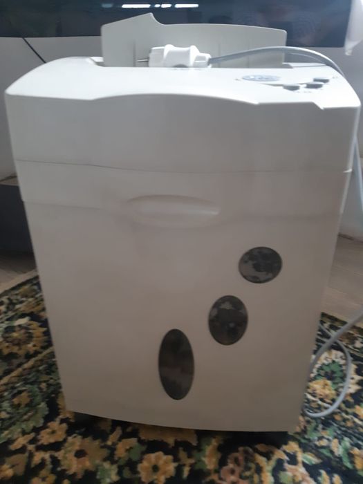 Шредер Deli Б/У Кулан