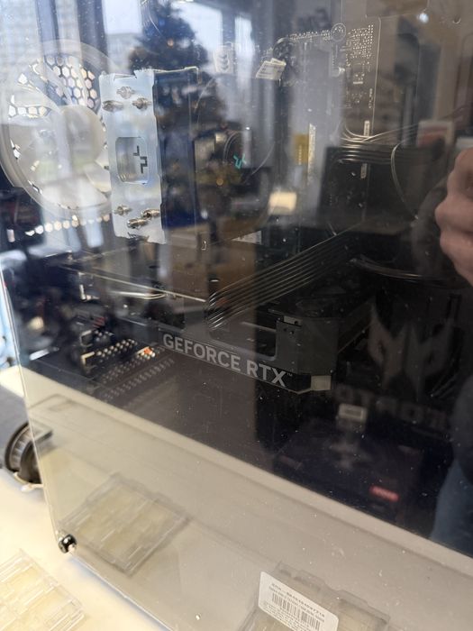 Unitate gaming serioux + enjoy