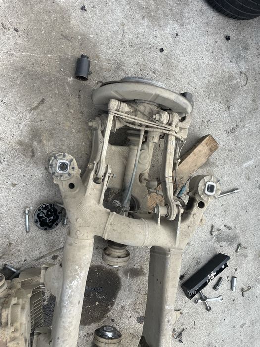 Punte spate completa BMW e60 / fuzeta / planetara