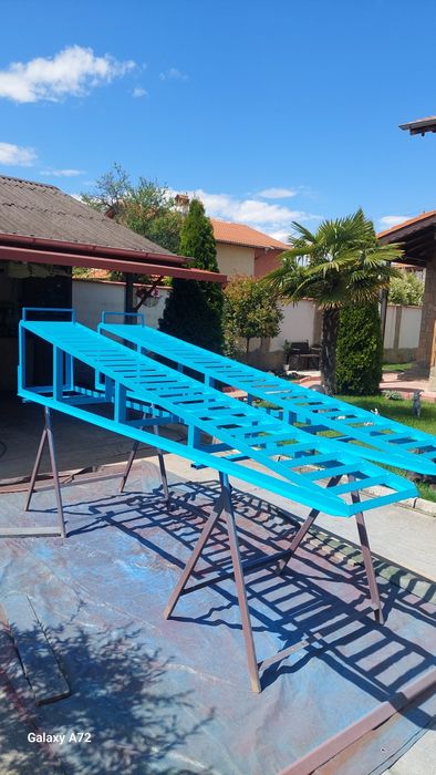 Рампи Естакади за автомобили чисто нови