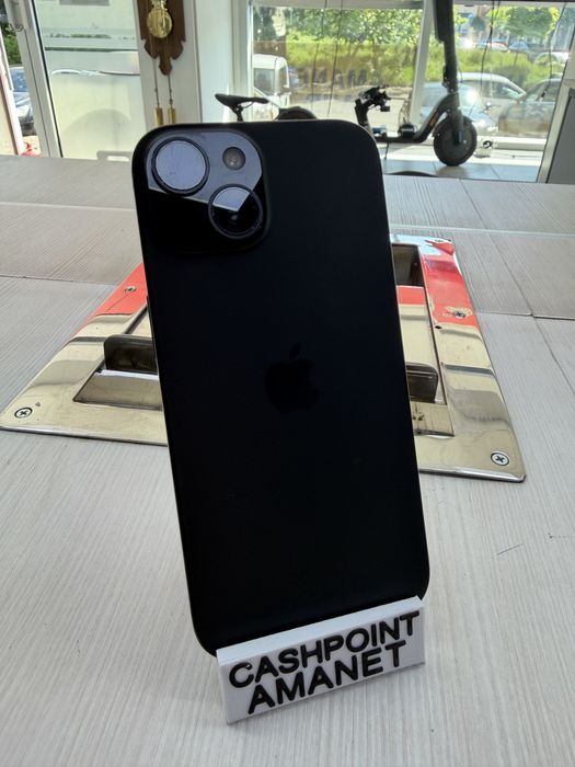 Vând iPhone 15, 128 GB, stare foarte bună de funcționare.