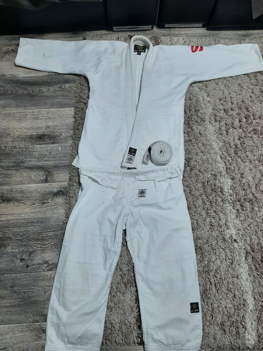 Продам кимоно подростковое