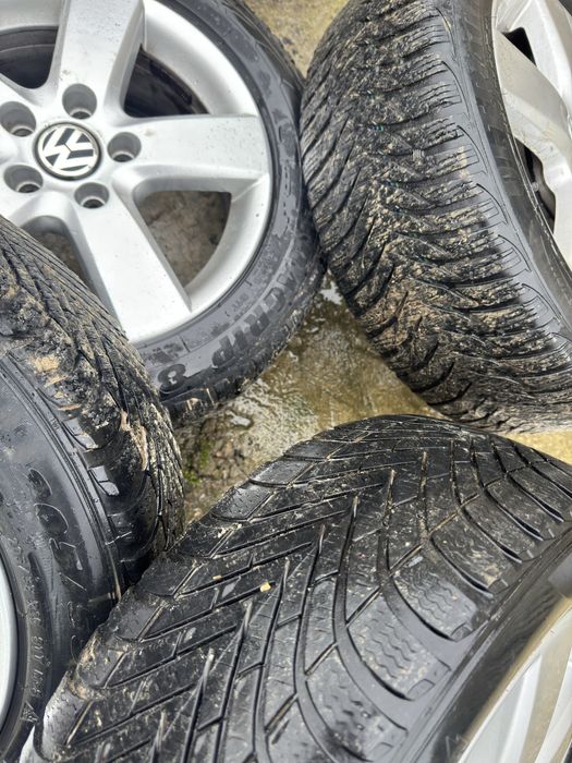 Jante aliaj 16 cu anvelope iarna Vw golf 5 skoda octavia superb caddy