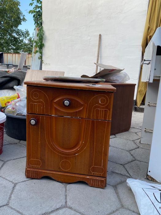 Продам тумбочки дешево