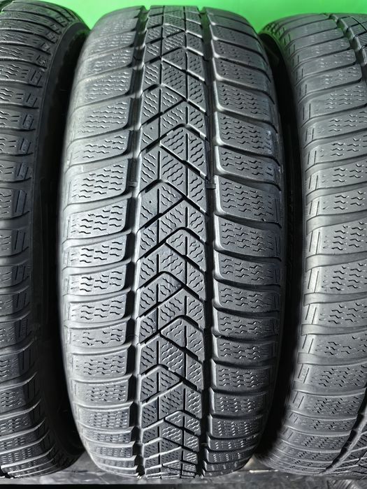 225/60R18  Pirelli sottozero 3 stare foarte buna