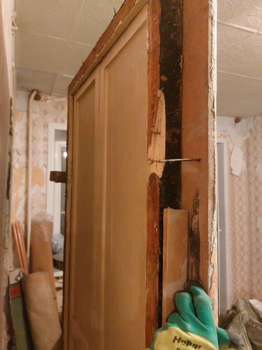 Продам деревянные двери