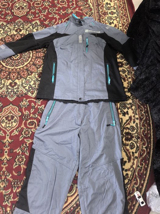 Продам 2 летнии робы