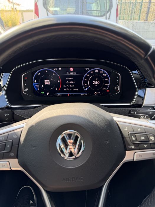 Volkswagen Passat Variant Elegance 2.0  190 hp