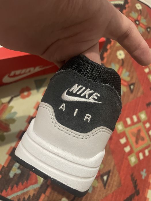 Кроссовки nike air max 1
