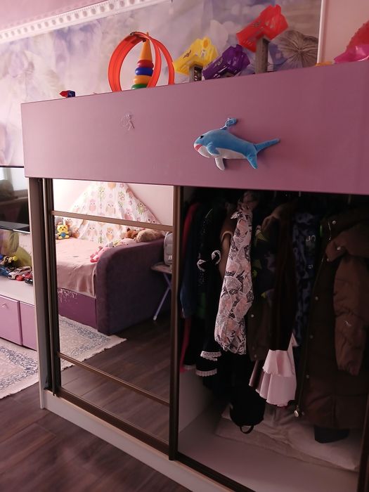 Продам детскую мебель