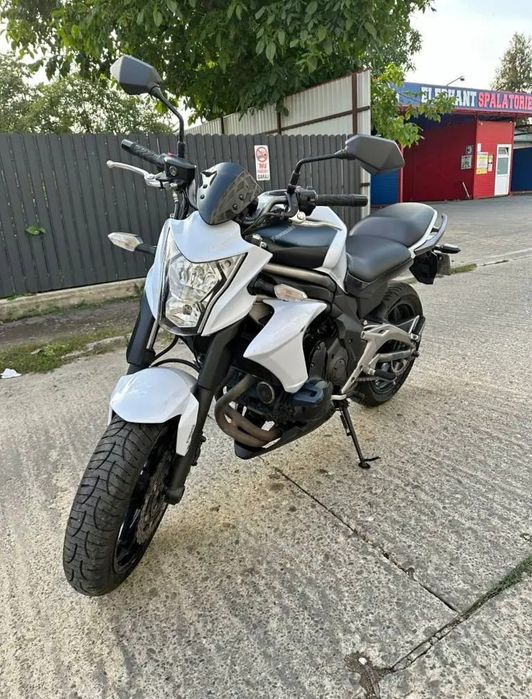 Vând Kawasaki ER6N cu abs