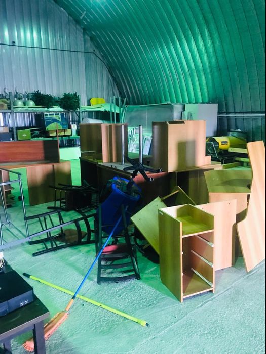 Забери за бабки мебель