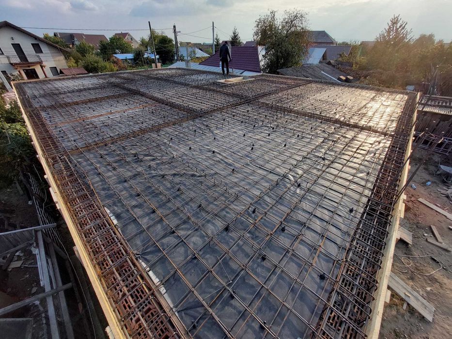 Firma constructii case | Structurii | Fatade | Finisaje.