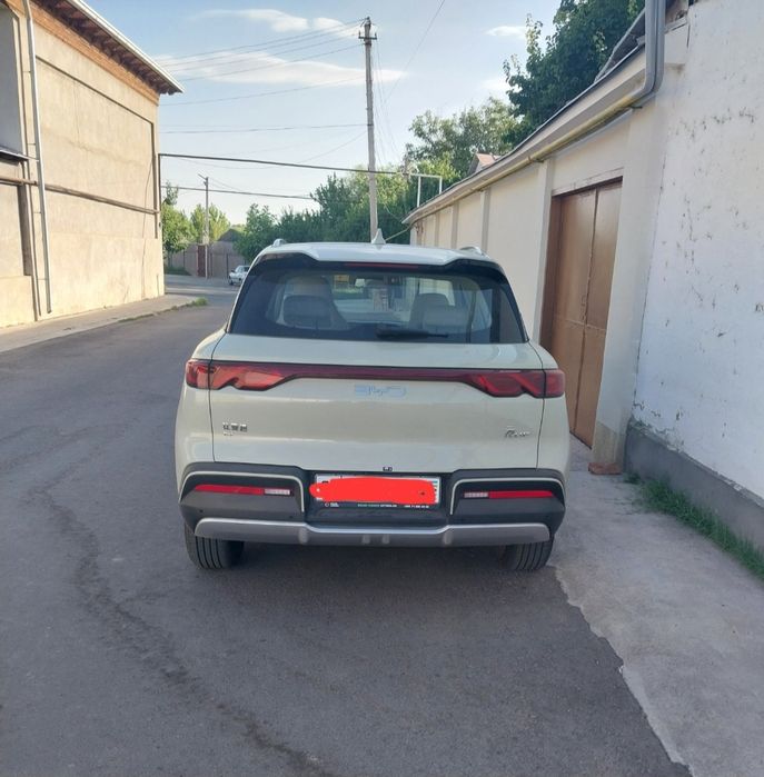 BYD YUAN UP sotiladi, full pozitsiya.