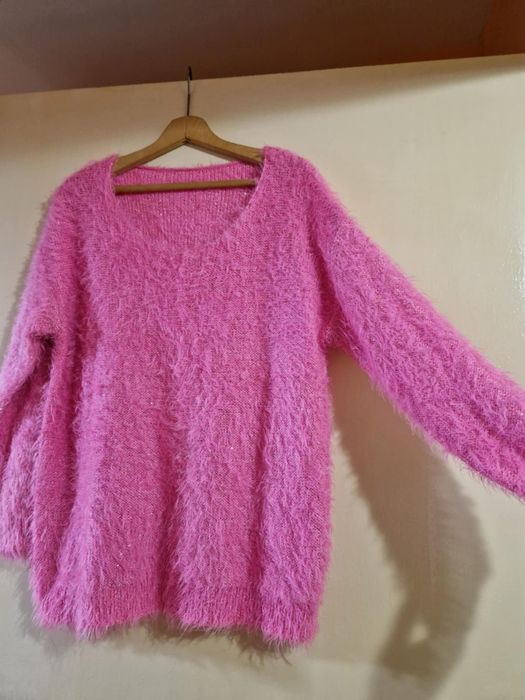 Ефектен дамски пуловер, размер S