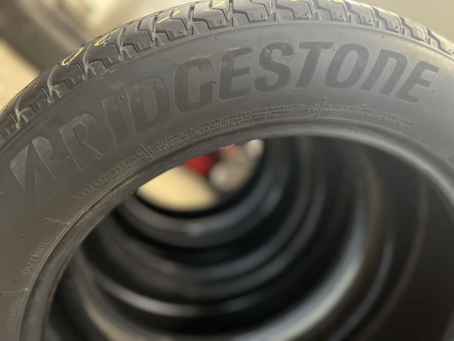 Всесезонни гуми 235/55 R20 Bridgestone