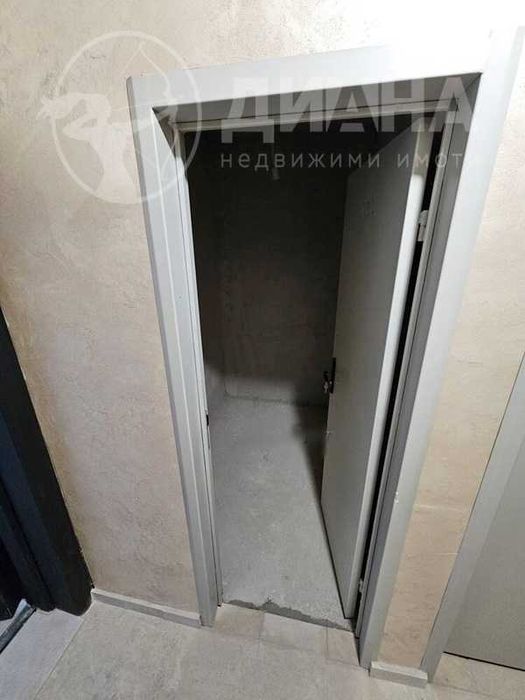 Продава се Тристаен апартамент в Пловдив, Център - 107 кв.м за 2430 €/кв.м - Снимка #1