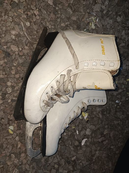 Продам коньки...