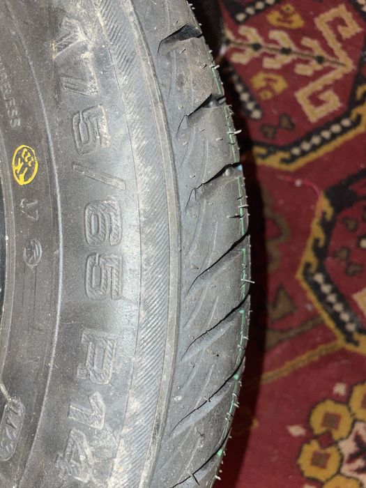 Продам новые летние шины