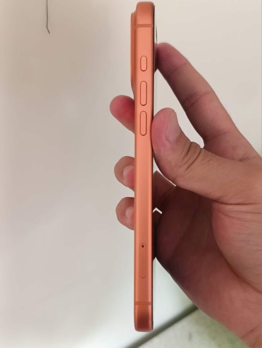 iPhone 17 pro max ekran alishgan