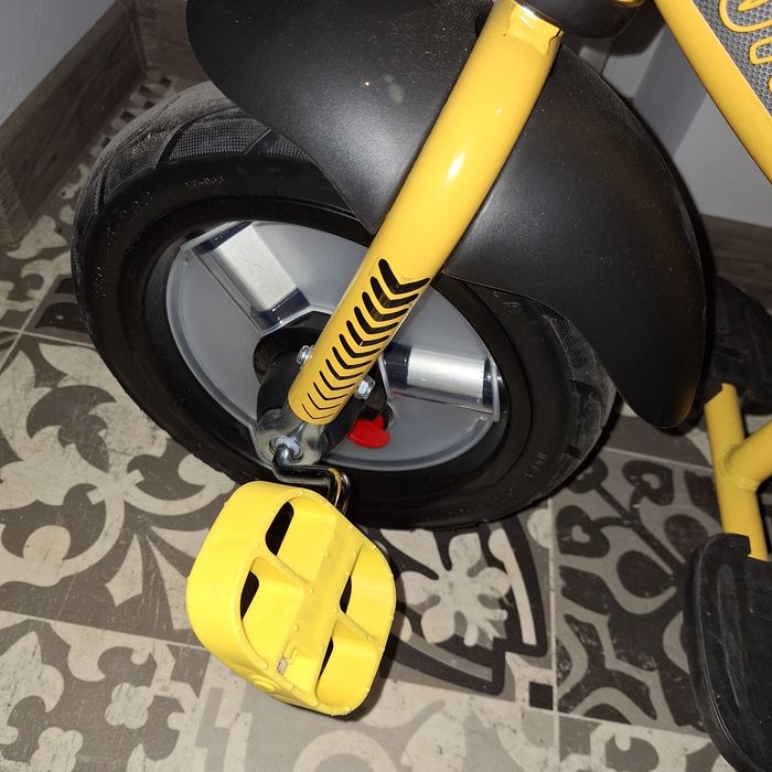 LORELLI Emotion Триколка със сенник и въртяща се седалка JAGUAR BLACK