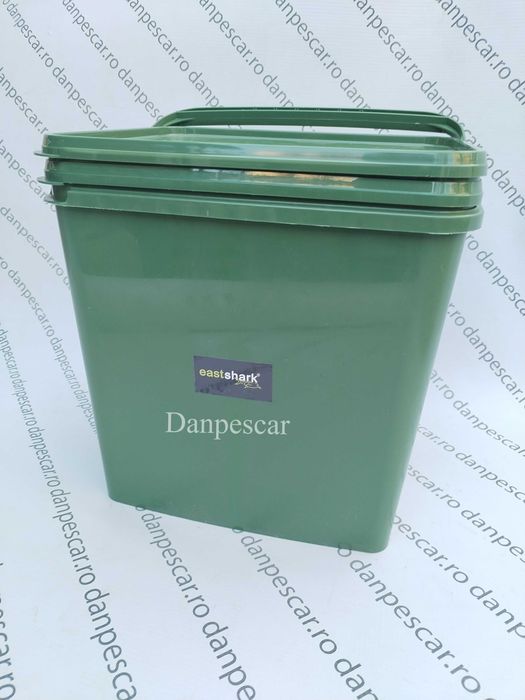 Galeata NADA din Plastic Cu Capac EASTSHARK Plus Tava AccesorIi 17litr